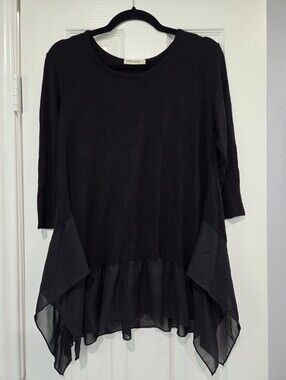 Size S Black Layered Handkerchief Hem Women's Top